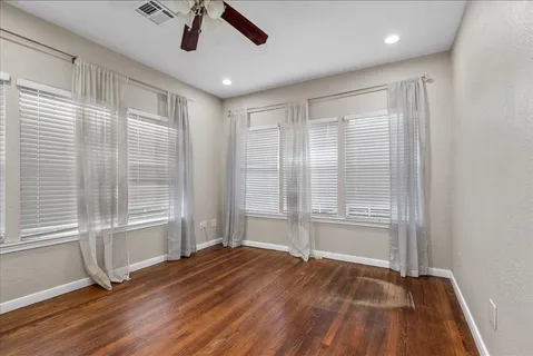 $325,000 | 5022 Lindsay Street, Houston, TX 77023