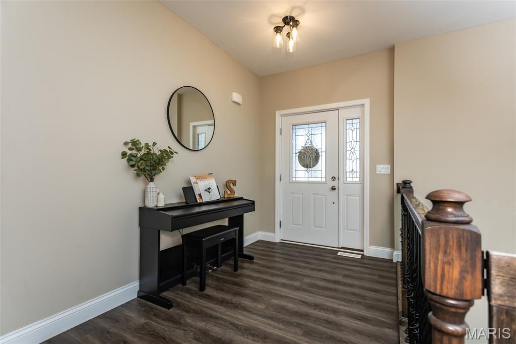 7987 Matterhorn Canyon Road Caseyville, IL 62232 - Photo 4 of 52