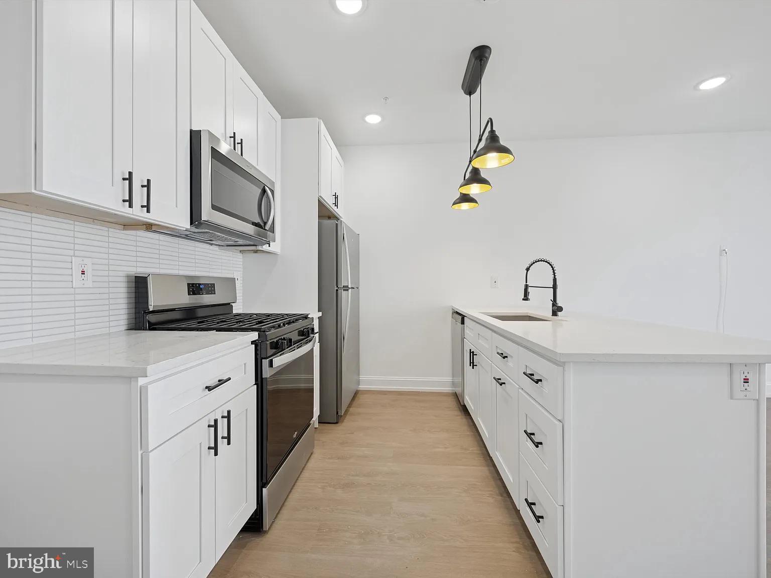 1614-20 Ridge Avenue, Unit 404 Philadelphia, PA 19130 - Photo 16 of 17