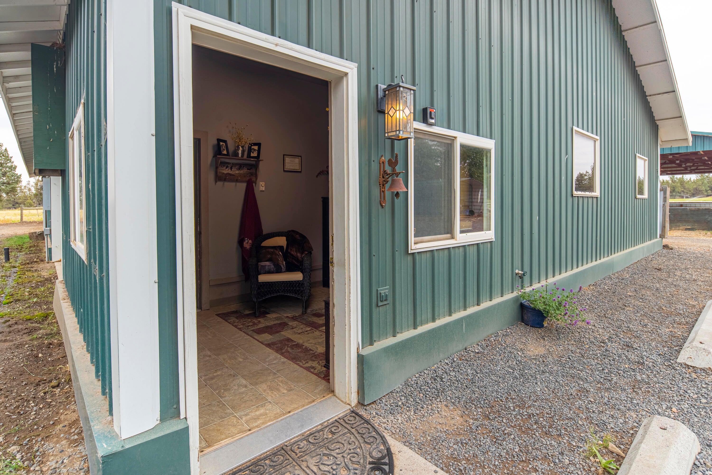 22075 Bear Creek Road Bend, OR 97701 - Photo 44 of 95 22075-210