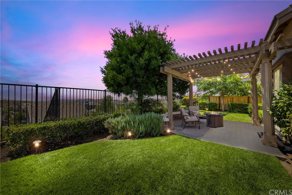 8154 Hampshire Road Orange, CA 92867 - Photo 2 of 25 Gallery Image 2