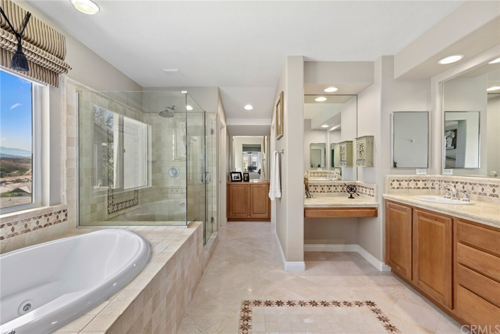 8154 Hampshire Road Orange, CA 92867 - Photo 17 of 25 Gallery Image 17
