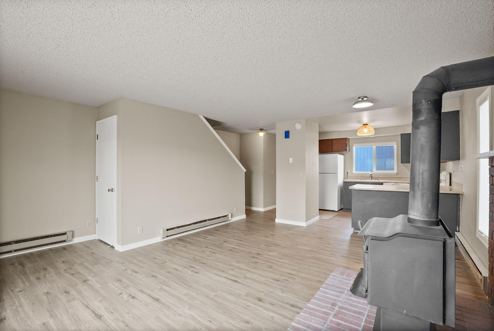 2011 Northeast Neil Way Bend, OR 97701 - Photo 18 of 31 Gallery Image 18
