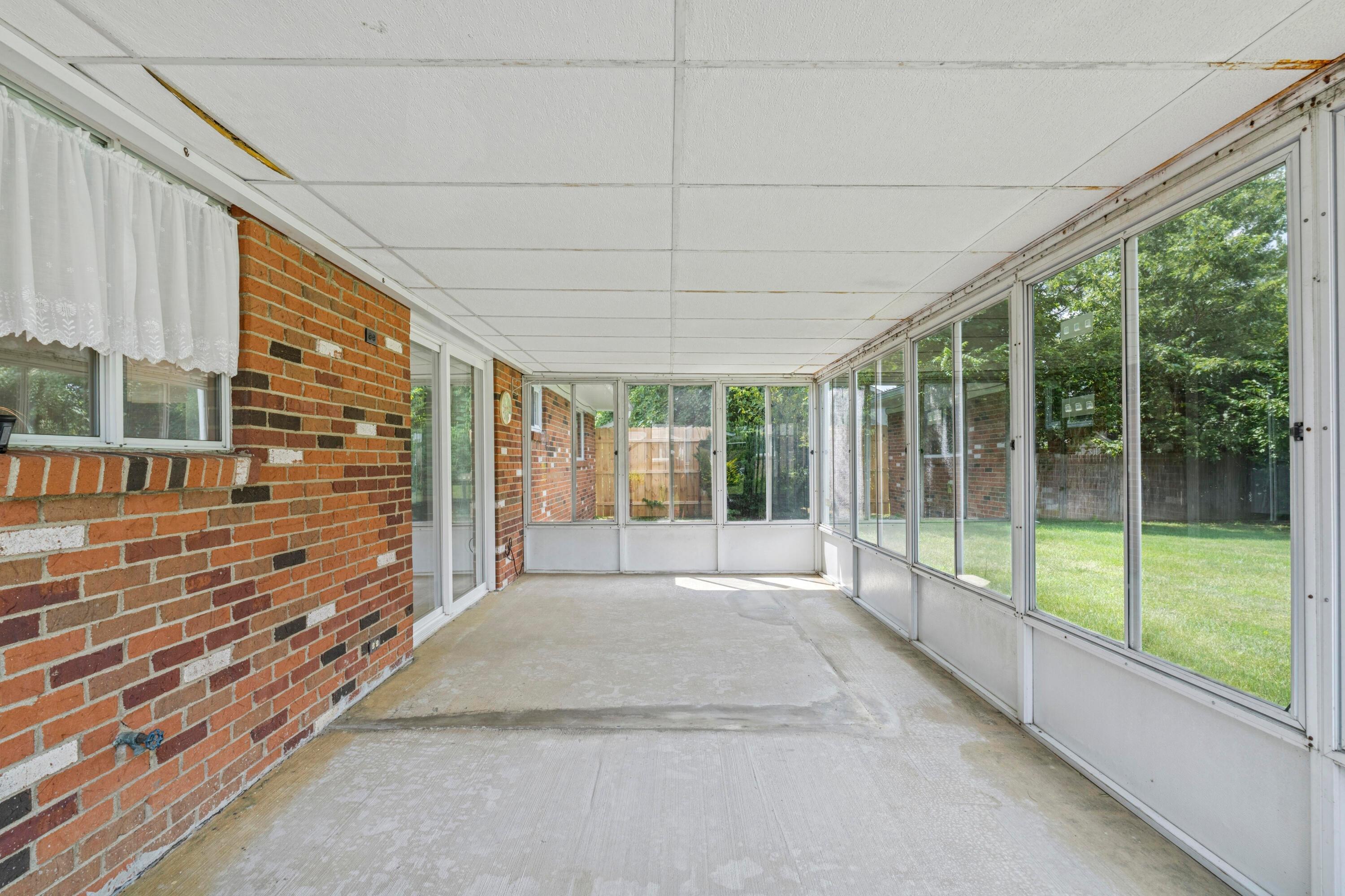 747 Birmingham Road Westerville, OH 43081 - Photo 14 of 33 .