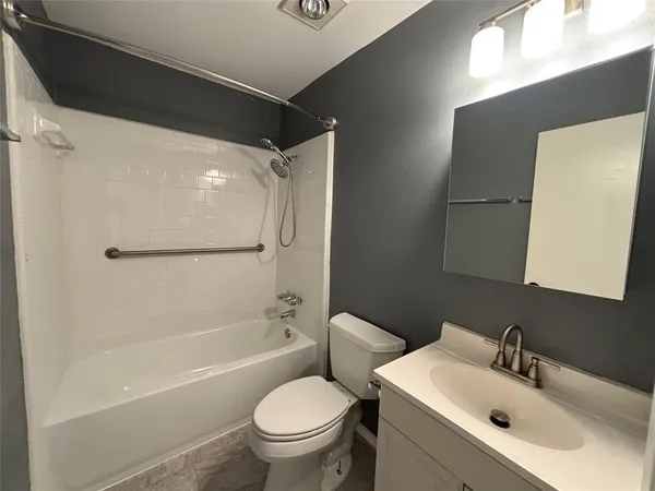 $1,895 | 1237 North Knowles Drive, Saginaw, TX 76179