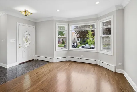 $569,900 | 5836 North Manton Avenue, Chicago, IL 60646