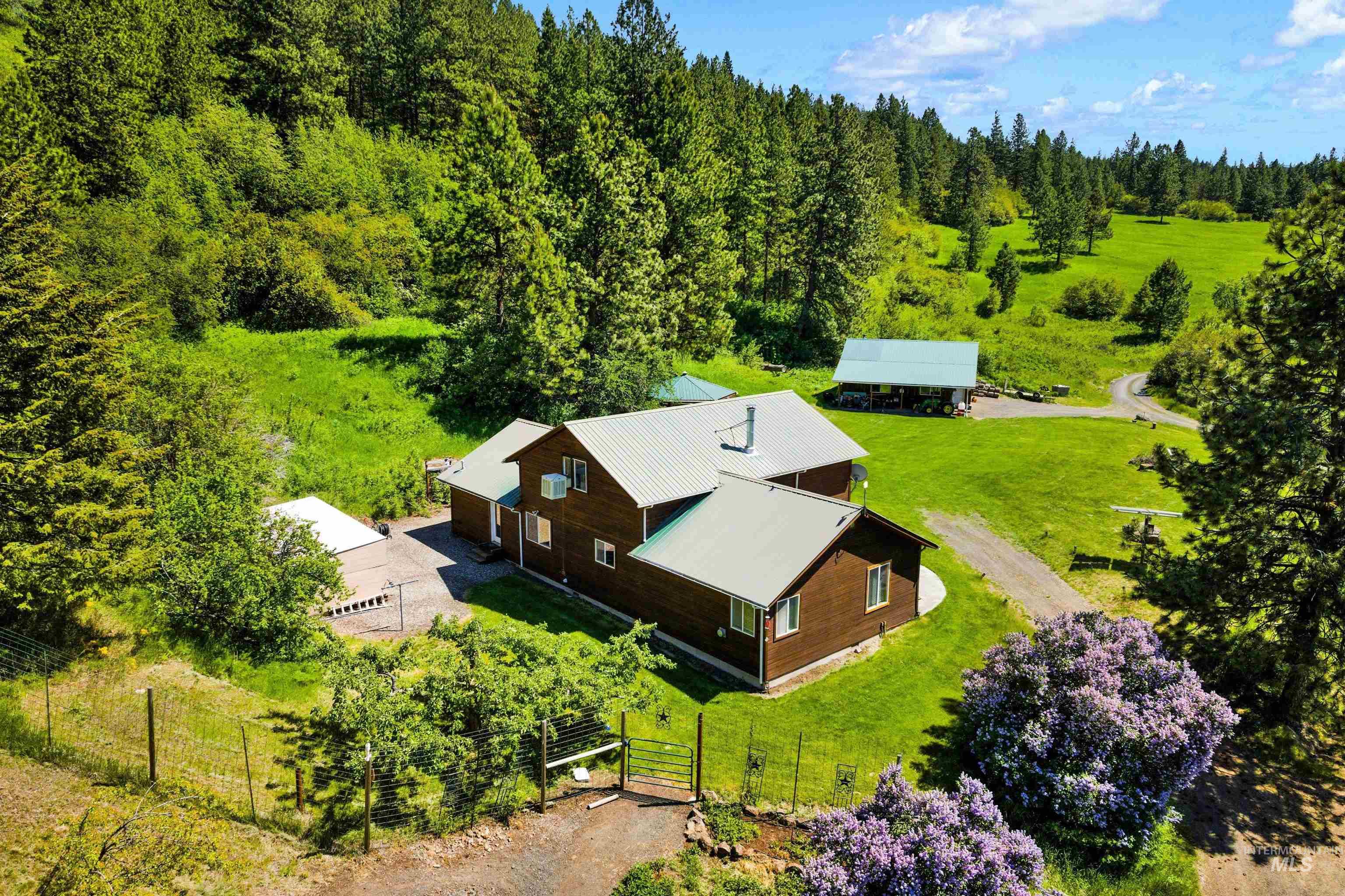 192 Shortcut Road Cottonwood, ID 83522 - Photo 2 of 50