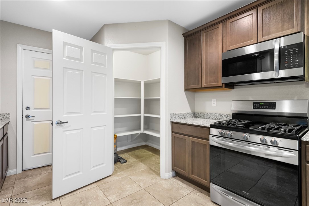 2175 Limestone Cove Court Laughlin, NV 89029 - Photo 14 of 32