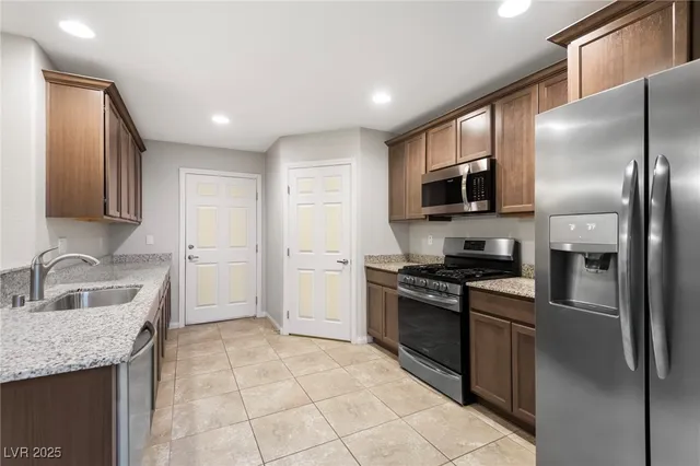 $300,000 | 2175 Limestone Cove Court, Laughlin, NV 89029