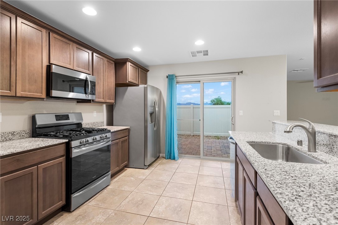 2175 Limestone Cove Court Laughlin, NV 89029 - Photo 10 of 32