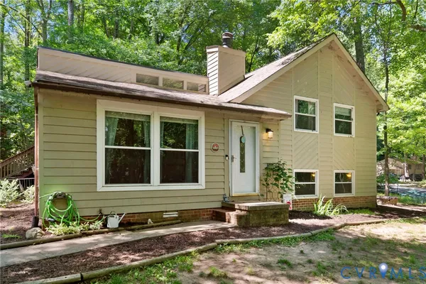 $369,000 | 13315 Farm Crest Court, Midlothian, VA 23112