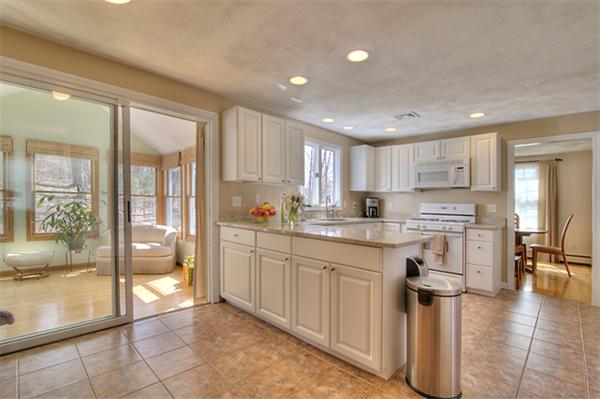 31 Parsonage Hill Road Haverhill, MA 01832 - Photo 6 of 29 Gallery Image 6
