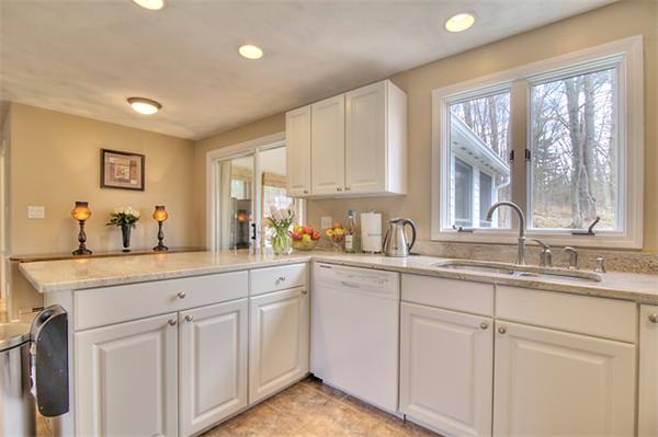 31 Parsonage Hill Road Haverhill, MA 01832 - Photo 10 of 29 Gallery Image 10