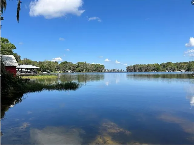 $490,000 | 5710 Trout Street, Melrose, FL 32666