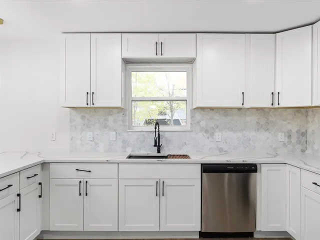 $330,000 | 2726 Ridgewood Street, Irving, TX 75062