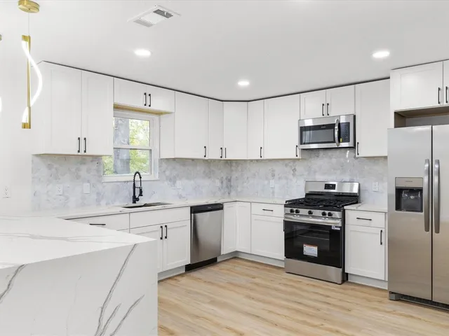 $330,000 | 2726 Ridgewood Street, Irving, TX 75062