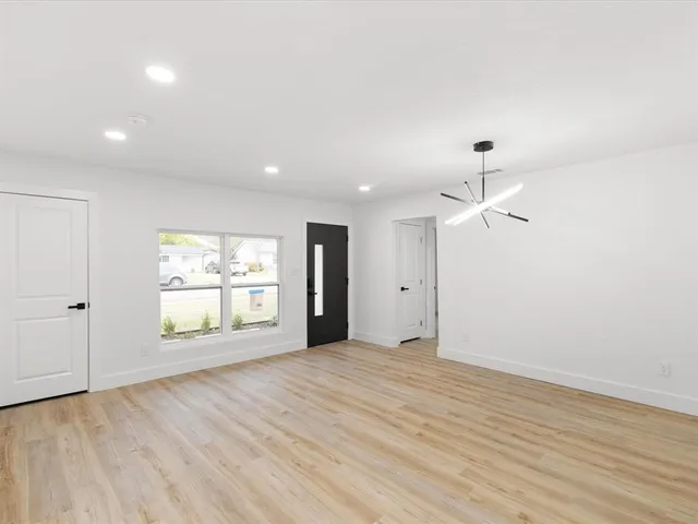 $330,000 | 2726 Ridgewood Street, Irving, TX 75062