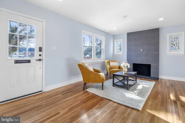 $850,000 | 3010 Rogers Drive, Falls Church, VA 22042