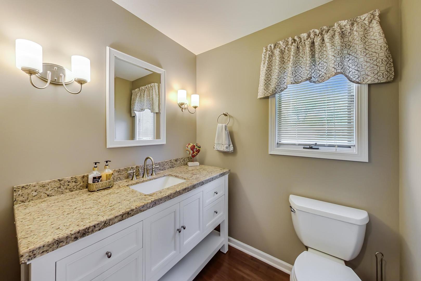 511 West Daniels Road Palatine, IL 60067 - Photo 14 of 42