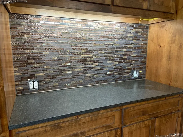 $719,000 | 208 Scenic Mountain Drive, Lakehills, TX 78063