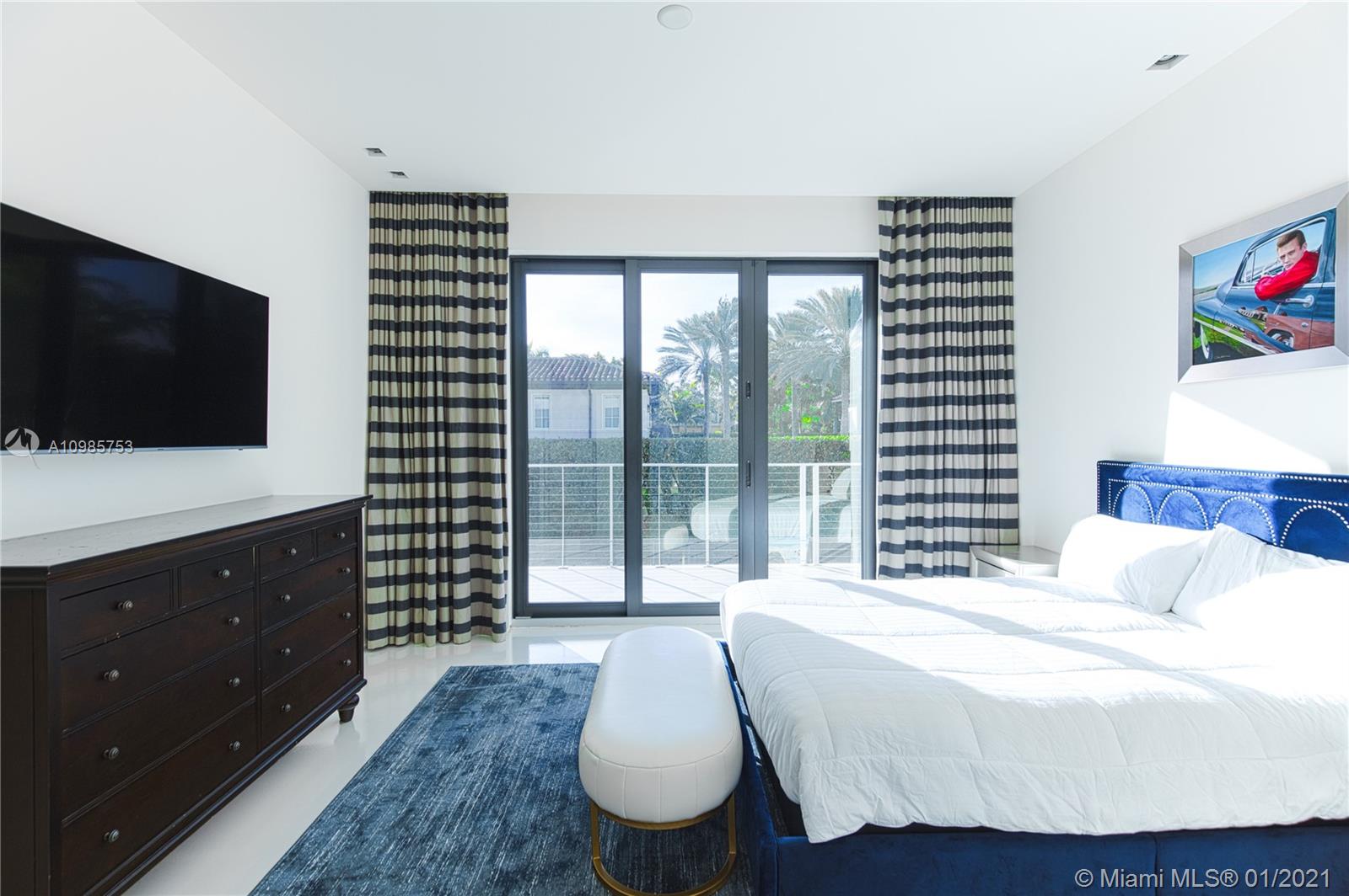 8750 Ponce De Leon Road Miami, FL 33143 - Photo 22 of 28