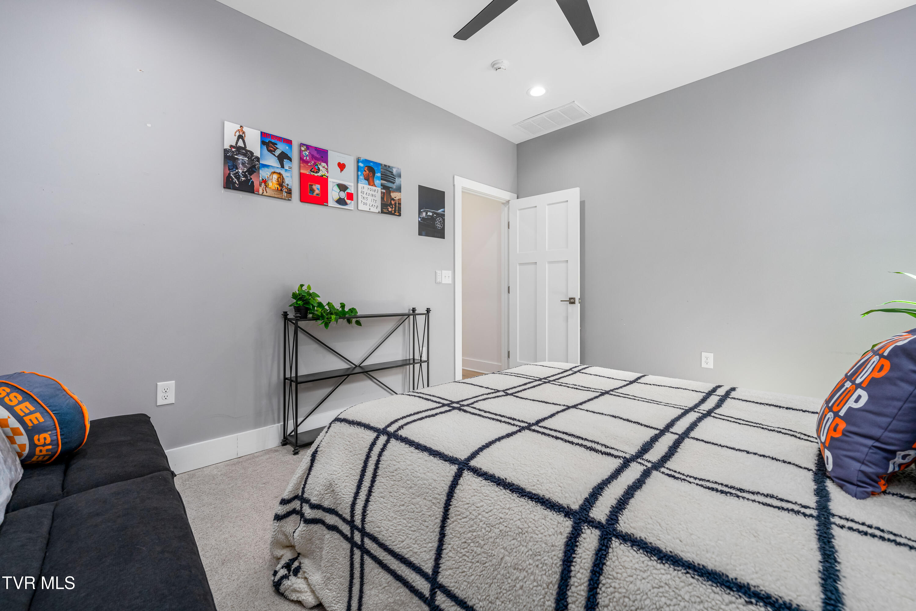 2333 Rock Springs Road Kingsport, TN 37664 - Photo 86 of 165 2333 Rock Springs Road (138 of 169)
