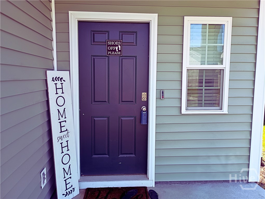 110 Brightleaf Circle Hinesville, GA 31313 - Photo 4 of 34