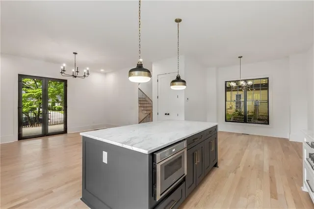 a view of a livingroom with a fireplace