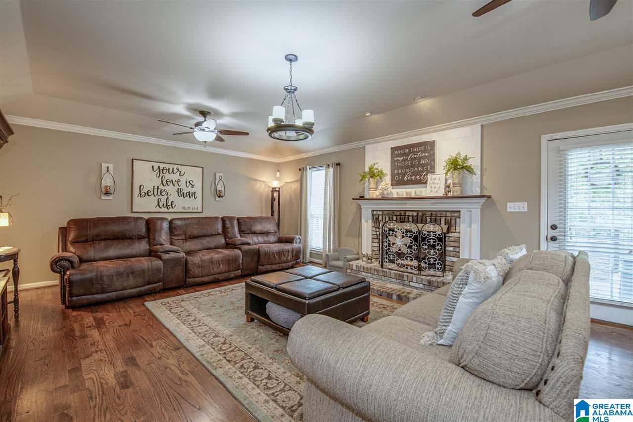 2805 Red Leaf Circle Bessemer, AL 35023 - Photo 10 of 48