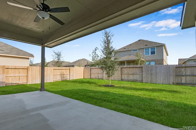 $2,650 | 2244 Meadow Way Street, New Braunfels, TX 78132
