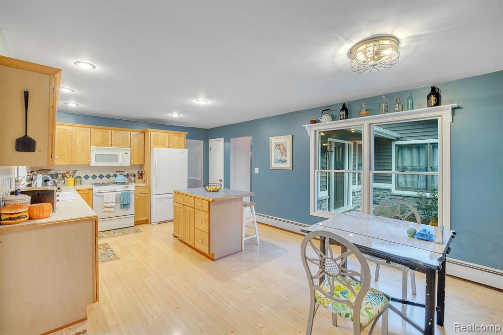 3080 South Lake George Road Dryden, MI 48428 - Photo 14 of 40