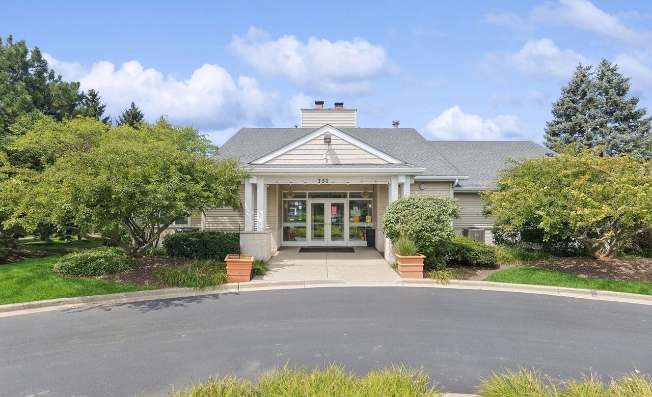 734 North Gary Avenue, Unit 210 Carol Stream, IL 60188 - Photo 17 of 18