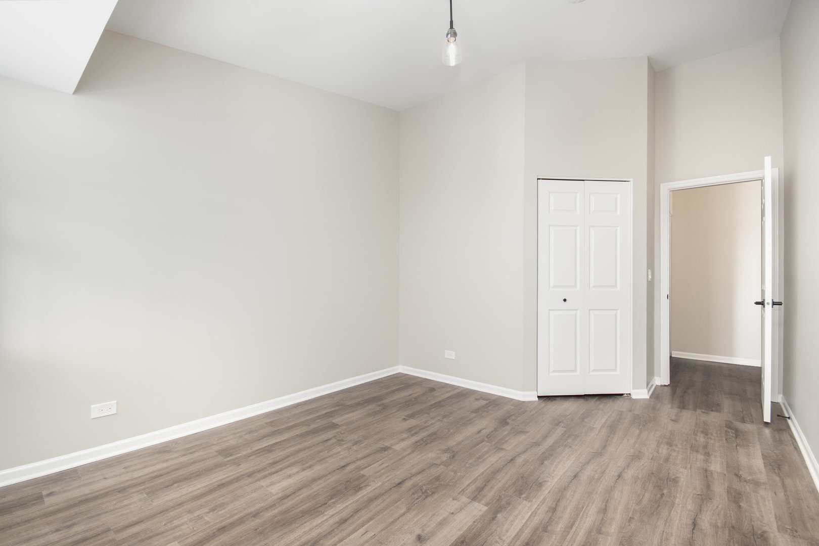 734 North Gary Avenue, Unit 210 Carol Stream, IL 60188 - Photo 9 of 18