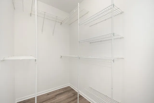 $1,600 | 734 North Gary Avenue, Unit 210, Carol Stream, IL 60188