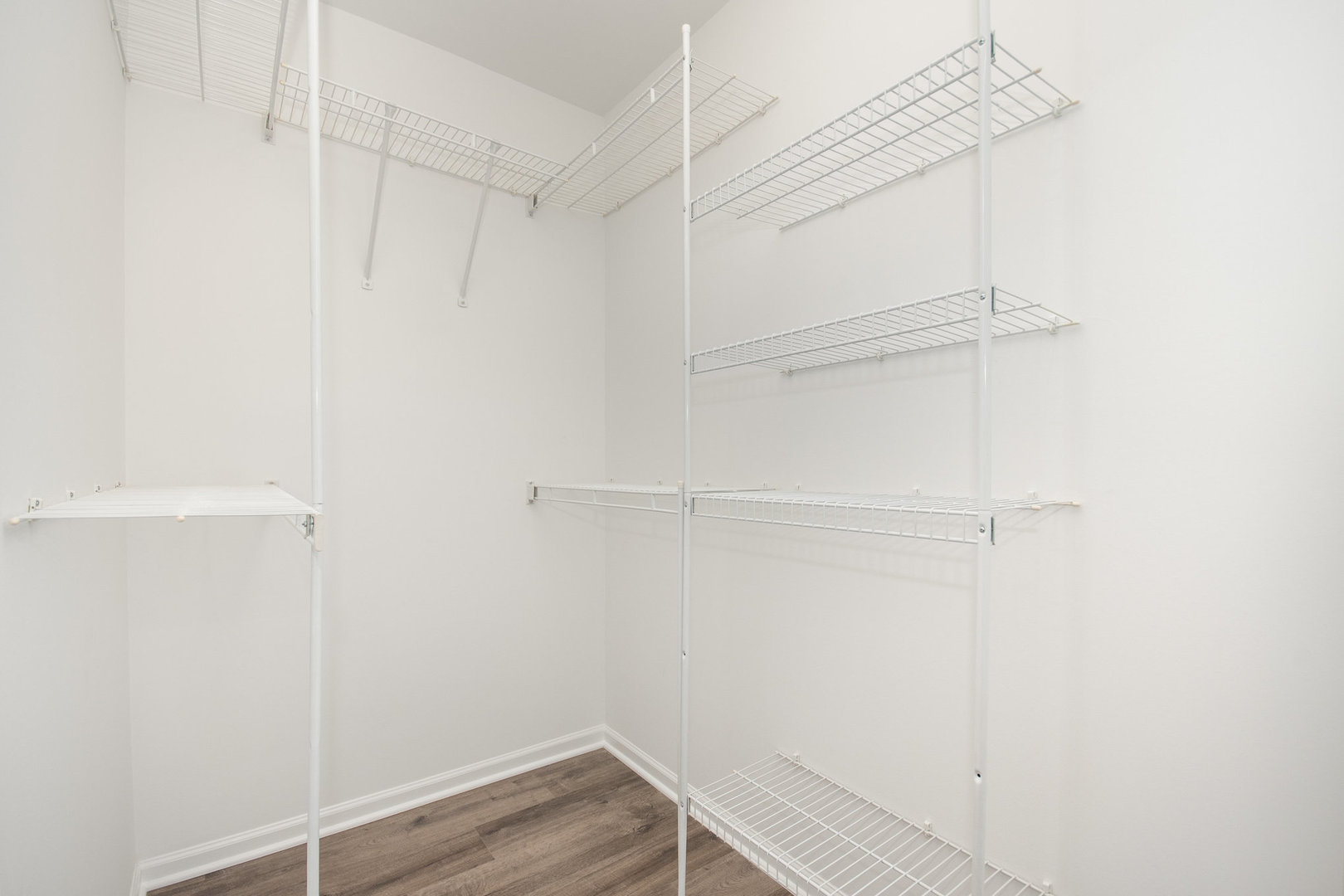 734 North Gary Avenue, Unit 210 Carol Stream, IL 60188 - Photo 10 of 18