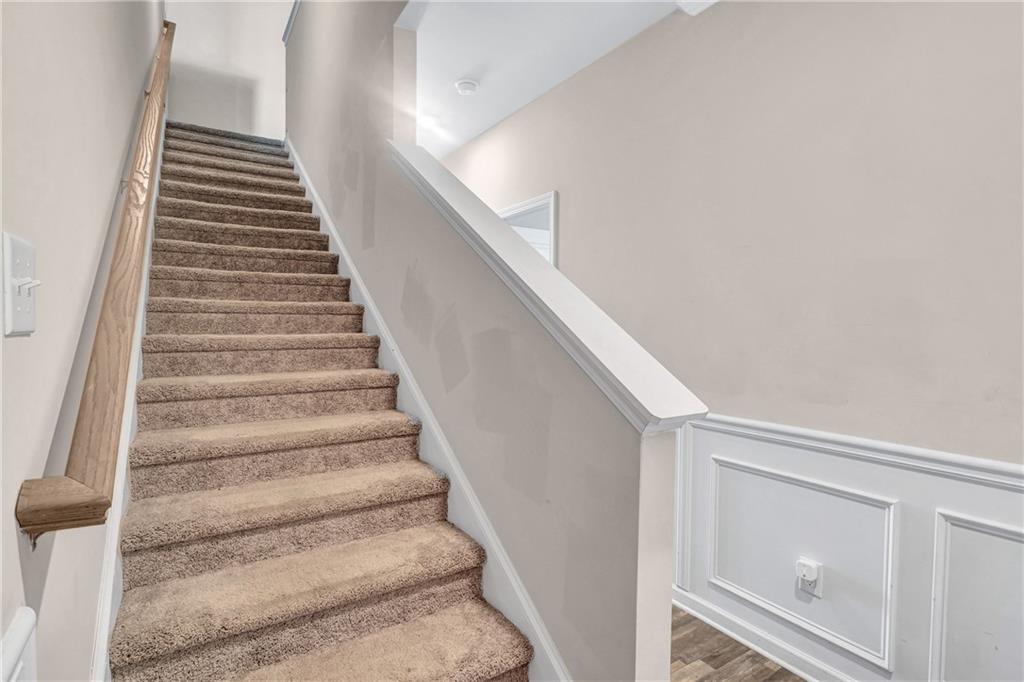 585 McWilliams Road Southeast, Unit 903 Atlanta, GA 30315 - Photo 4 of 37