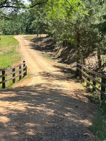 $279,800 | 2215 Highway 550, Wesson, MS 39191