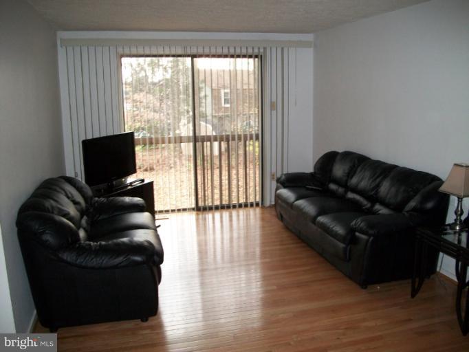 9623 Winands Road Randallstown, MD 21133 - Photo 4 of 9 Family Room