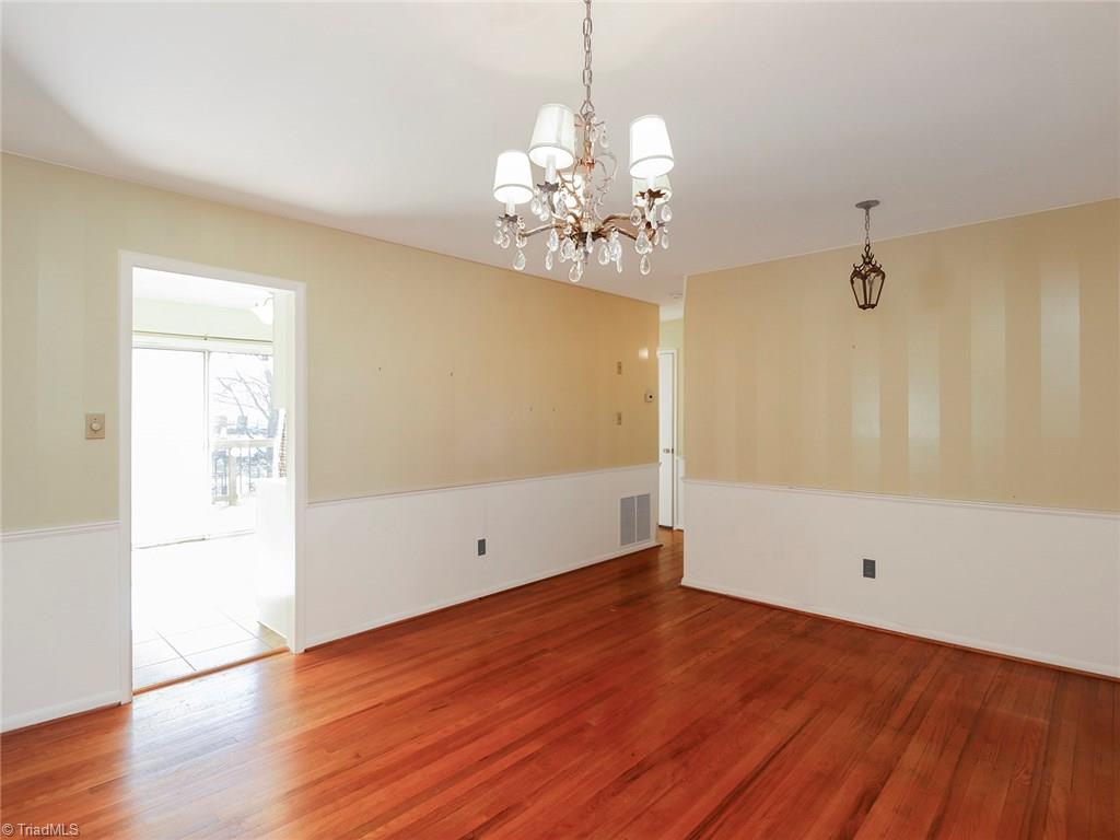 511 Edney Ridge Road Greensboro, NC 27408 - Photo 5 of 26 Gallery Image 5
