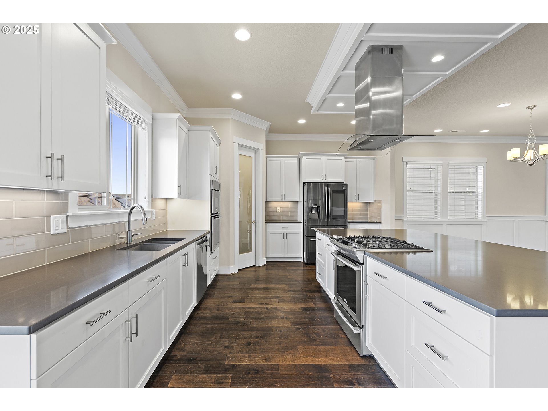 16649 Southwest Friendly Lane Beaverton, OR 97007 - Photo 12 of 48