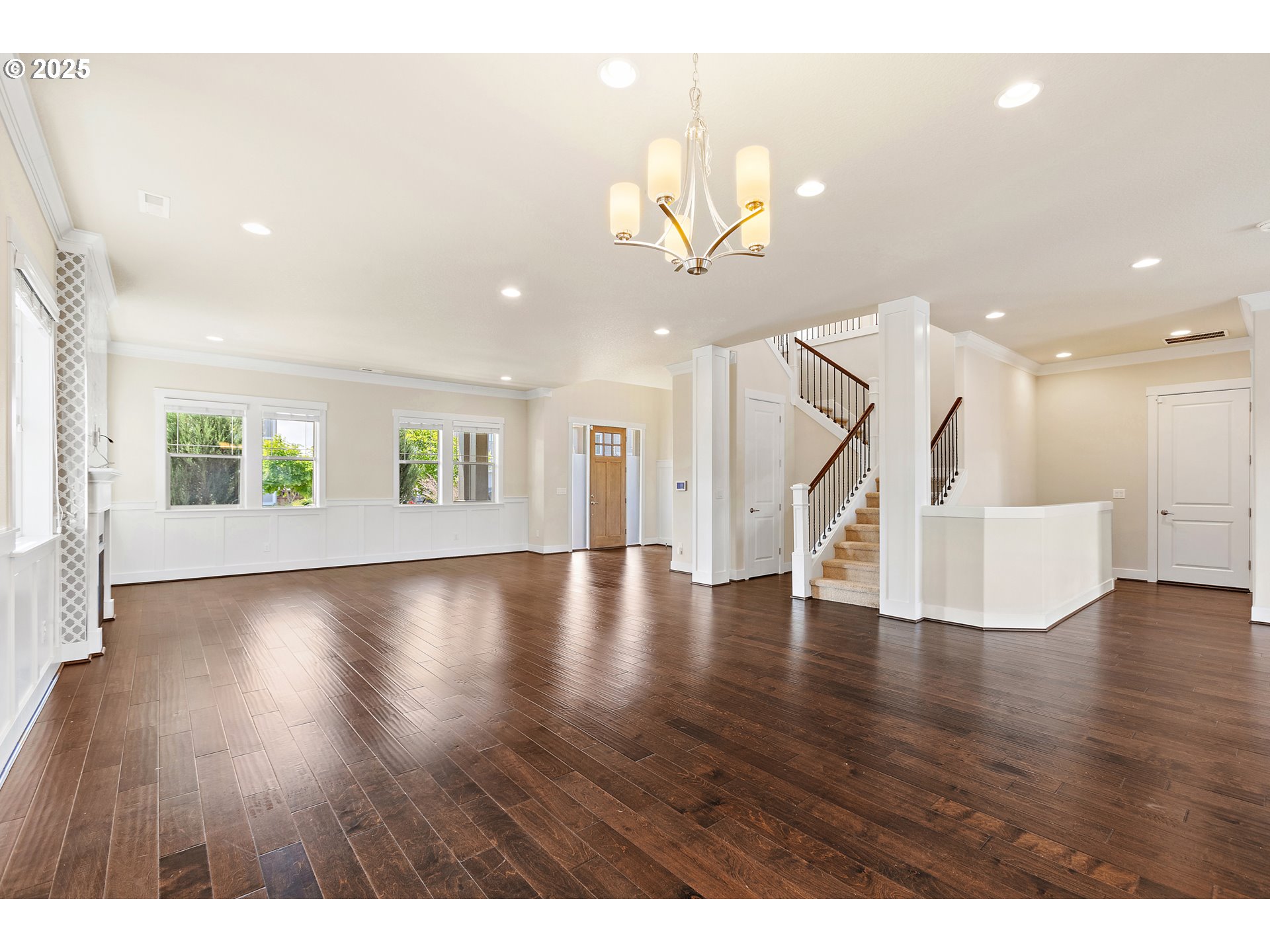 16649 Southwest Friendly Lane Beaverton, OR 97007 - Photo 8 of 48