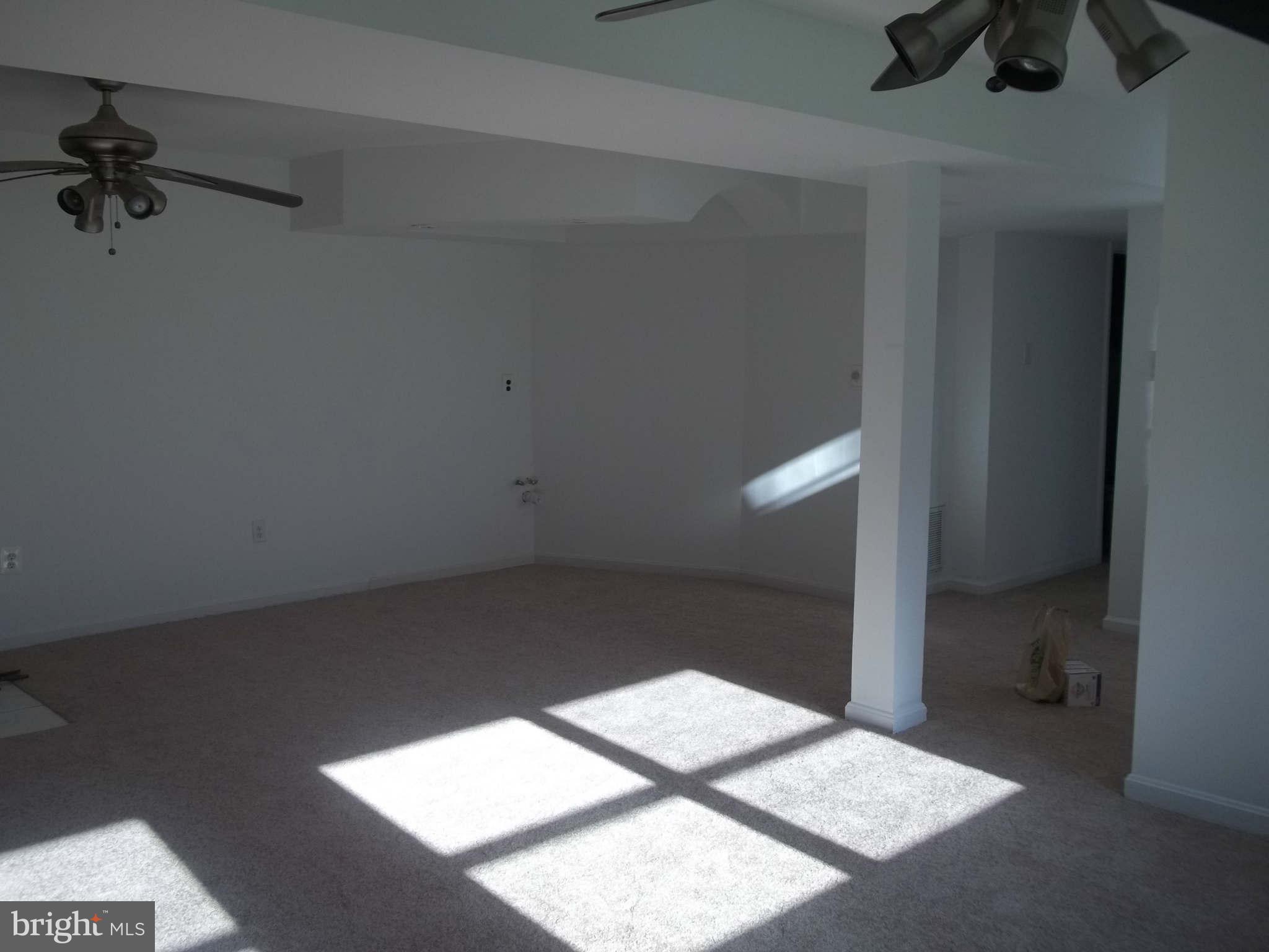 5082 Courtneys Corner Road Sumerduck, VA 22742 - Photo 14 of 15 Family Room