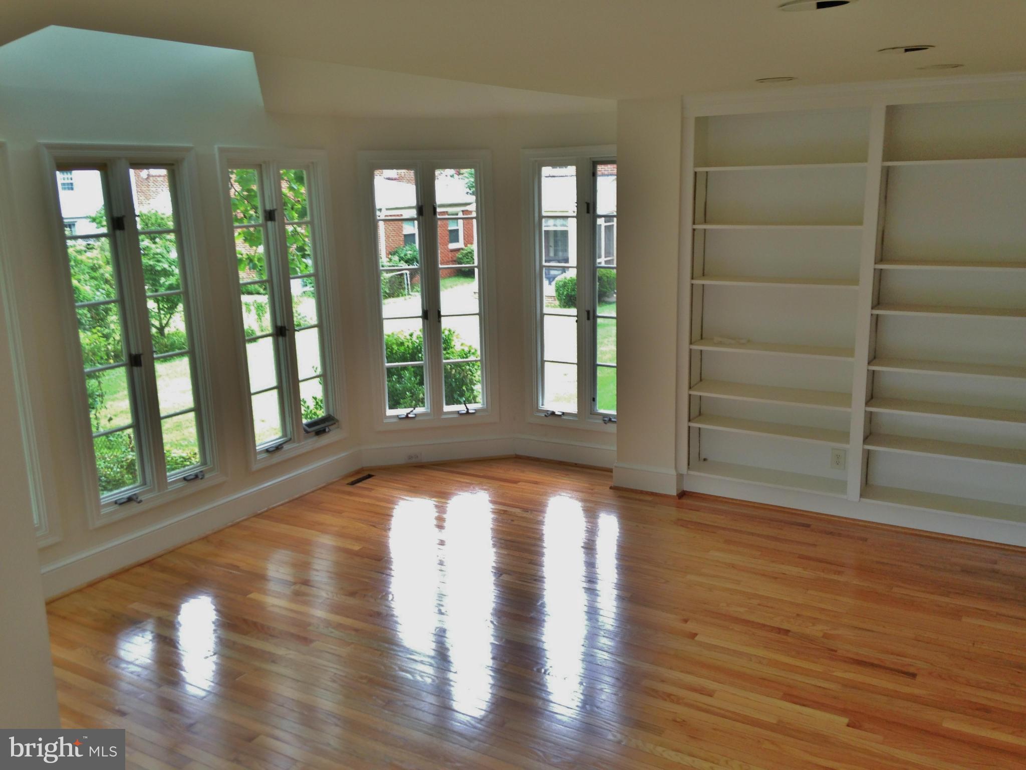 7210 Exeter Road Bethesda, MD 20814 - Photo 5 of 8 Family Room