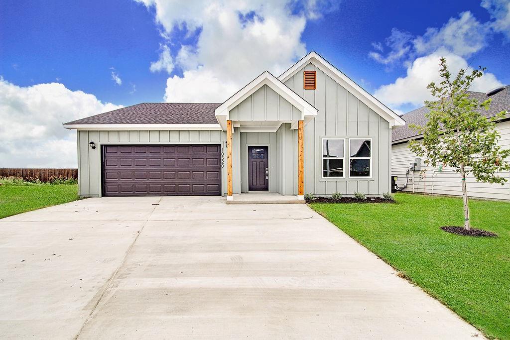 10520 Ruffin Drive Fort Worth, TX 76131 - Photo 1 of 28 Gallery Image 1