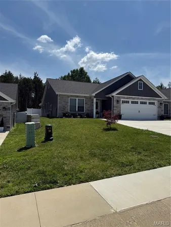 $295,000 | 1545 Hickory Landing, De Soto, MO 63020