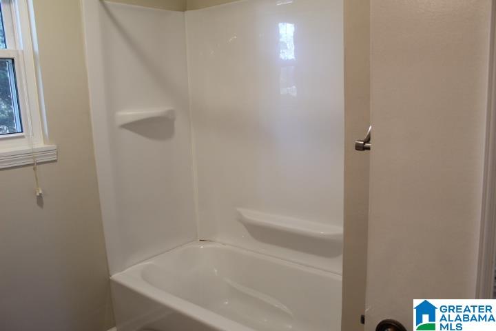 211 Cleveland Avenue Southwest Cullman, AL 35055 - Photo 18 of 27