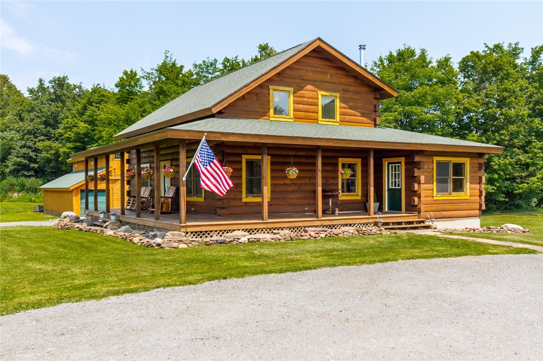 7244 Lakeside Road Ontario, NY 14519 - Photo 2 of 36