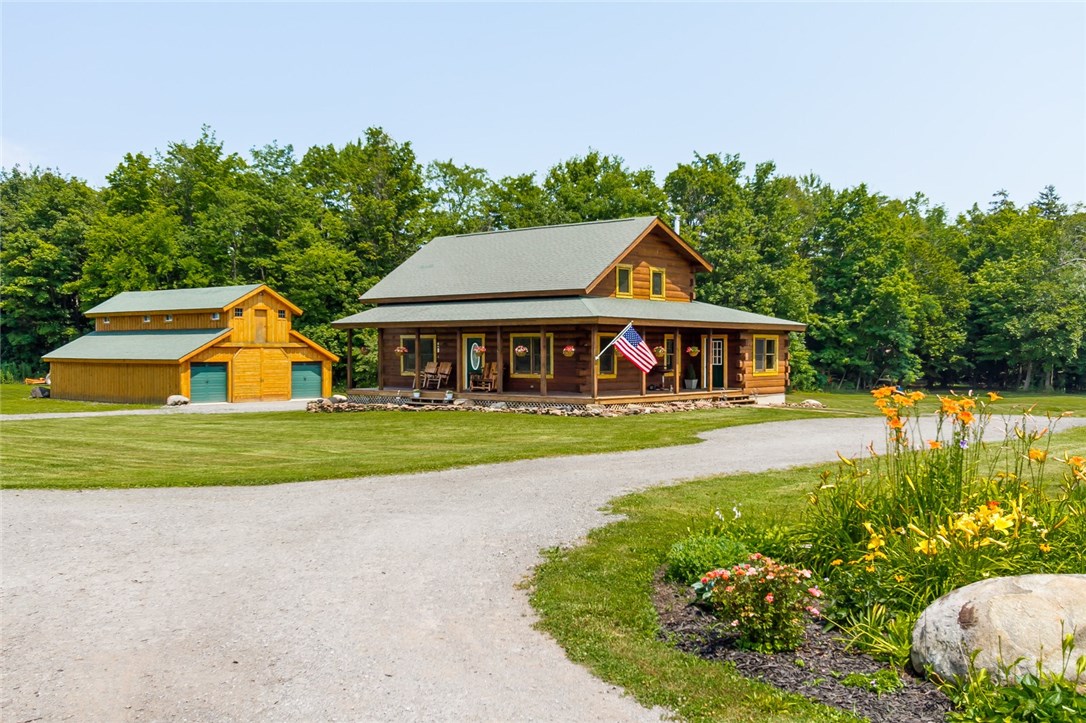 7244 Lakeside Road Ontario, NY 14519 - Photo 3 of 36