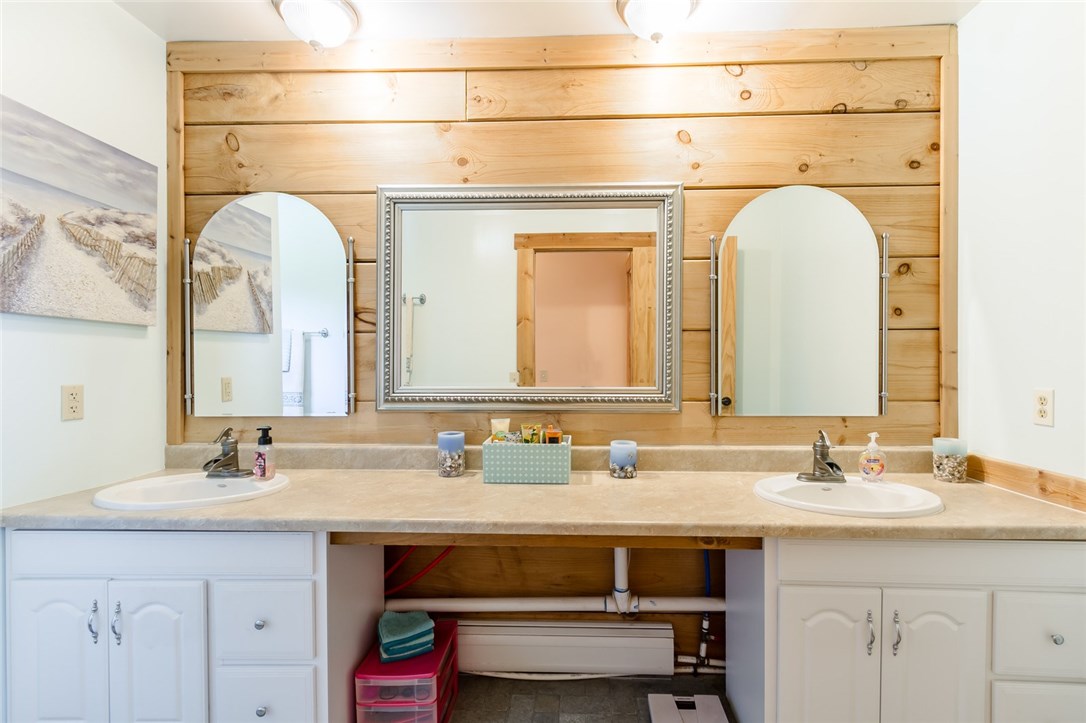 7244 Lakeside Road Ontario, NY 14519 - Photo 32 of 36