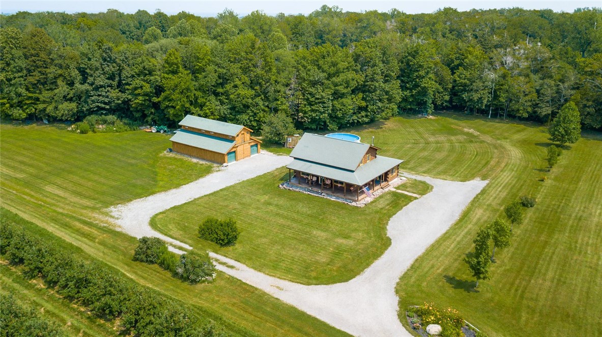 7244 Lakeside Road Ontario, NY 14519 - Photo 4 of 36